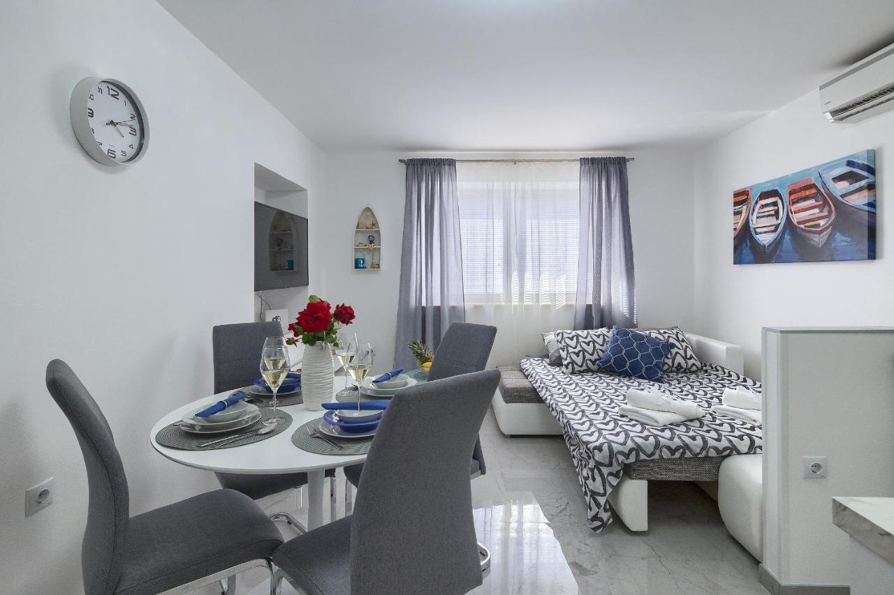 Studio Apartman Luka Pomer Kültér fotó