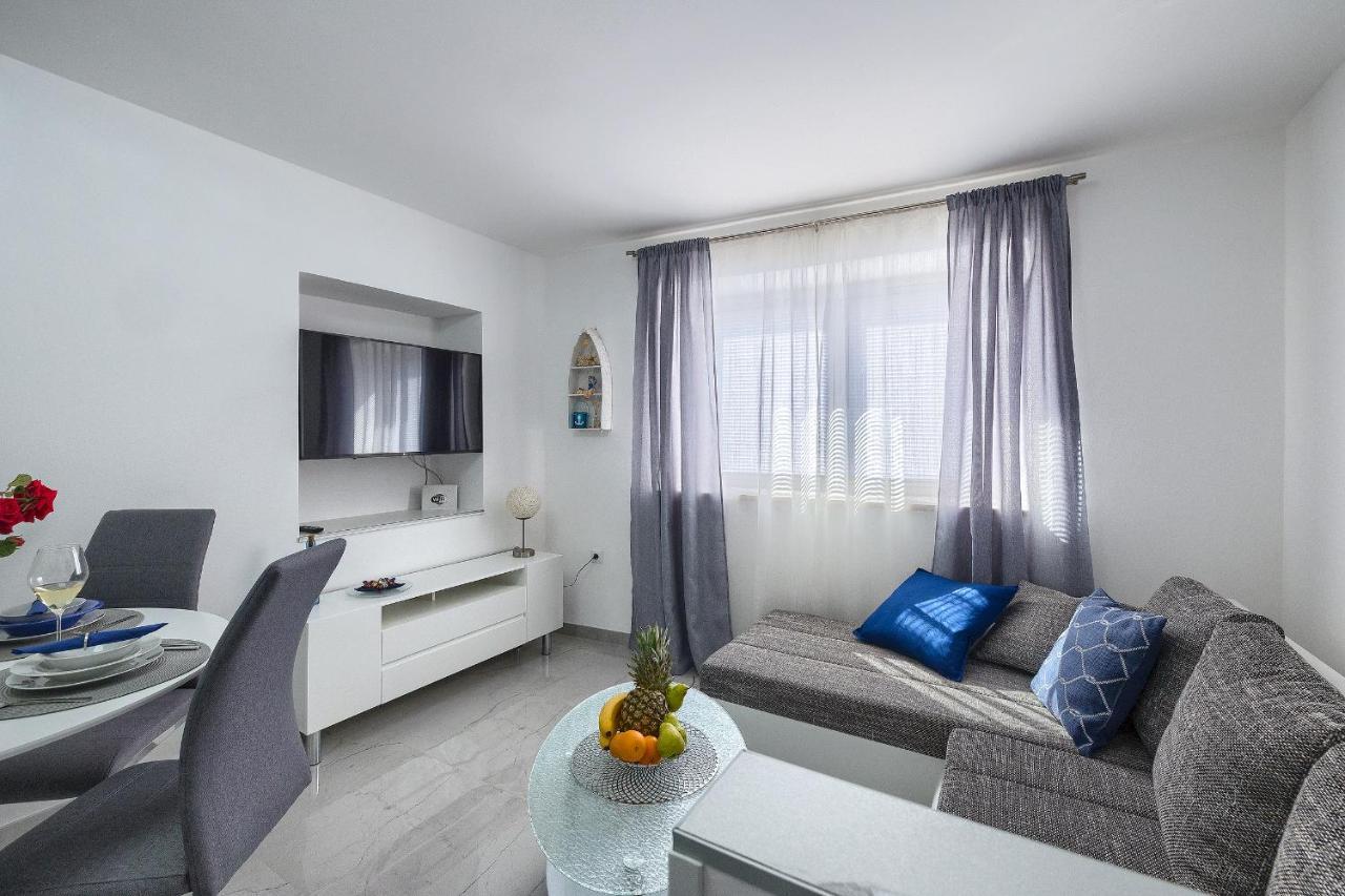 Studio Apartman Luka Pomer Kültér fotó